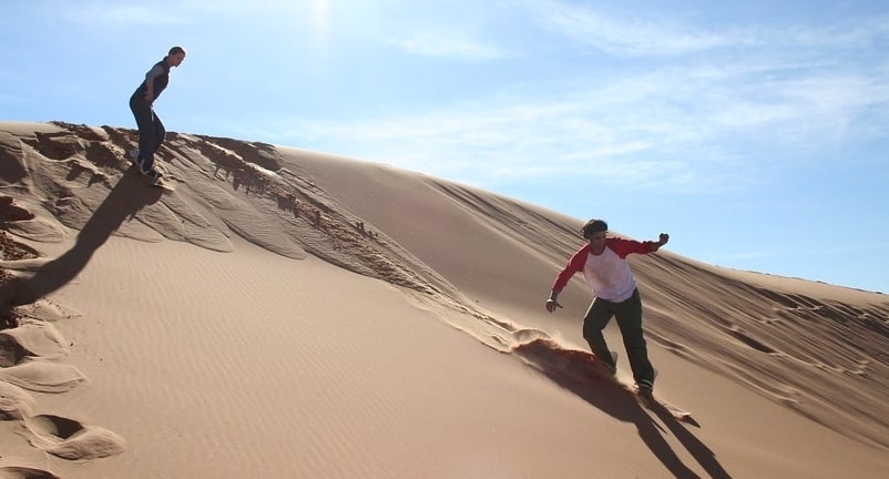 ifri-tours-sand-boarding